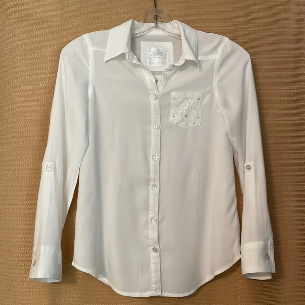 JUSTICE GIRLS SHIRT.